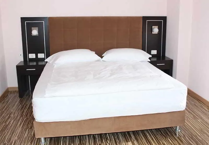 Hotel Nais Beach Durres 3*,  Albania