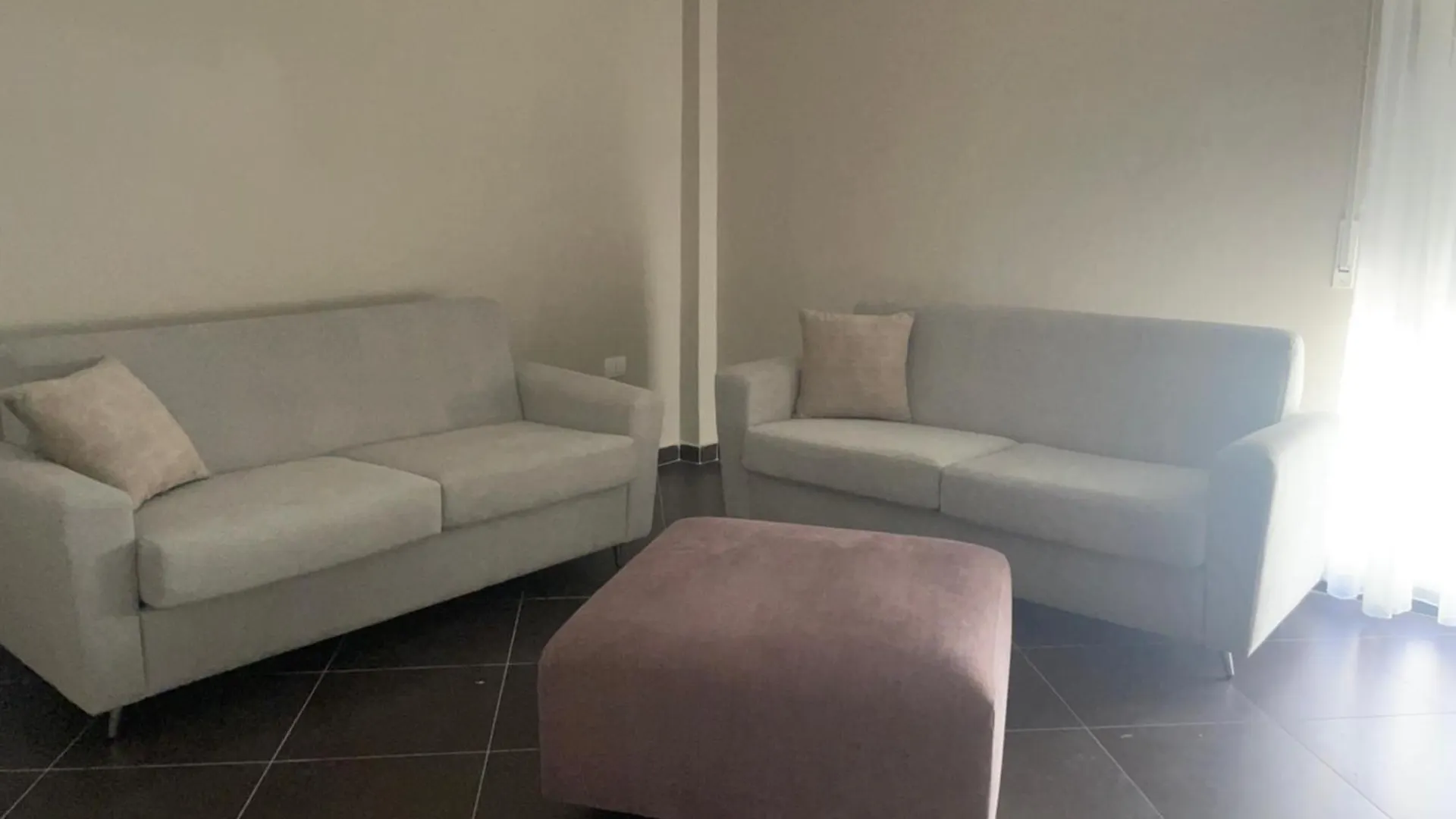 Hotel Nais Beach Durrës 3*,