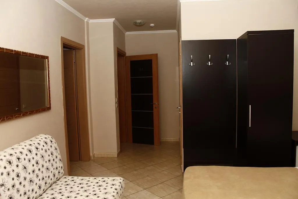 Hotel Nais Beach Durres
