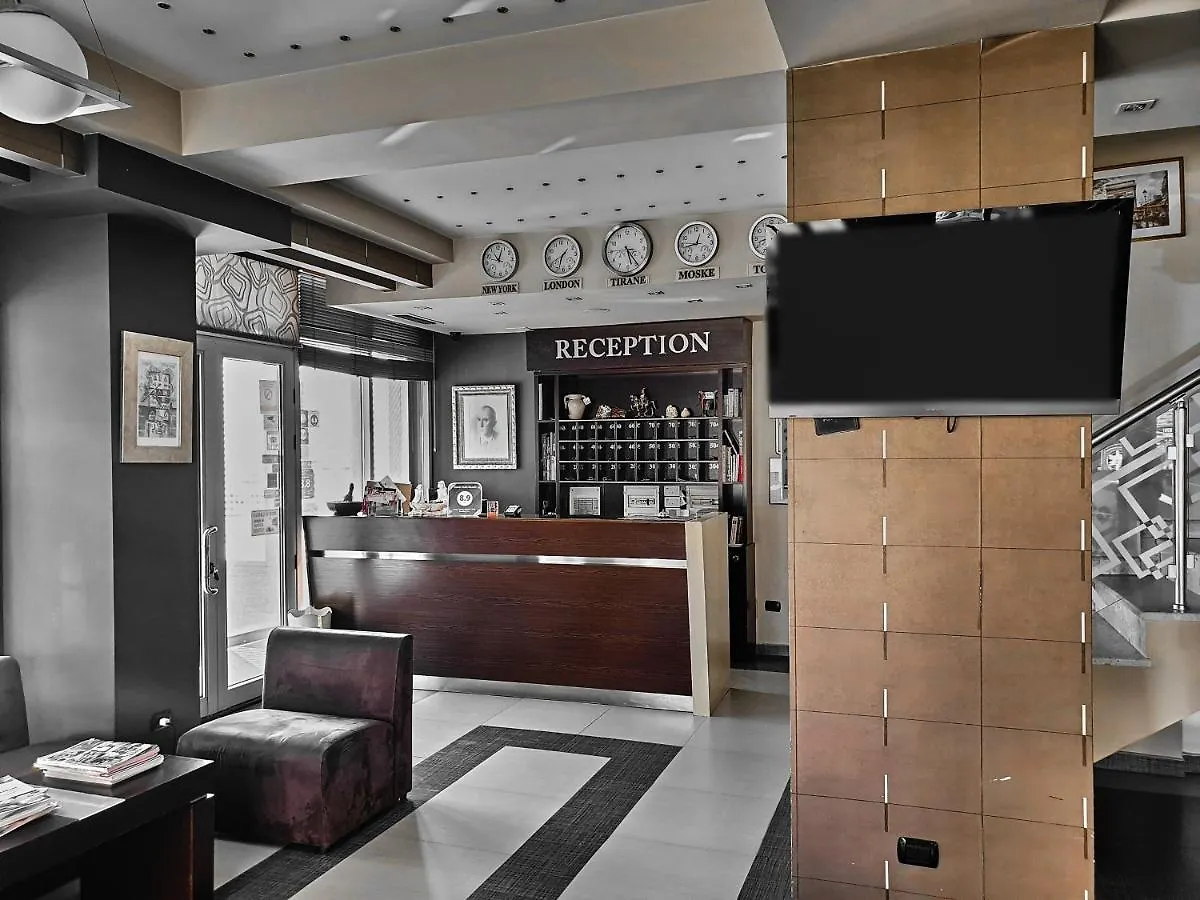 Hotel Nais Beach Durres