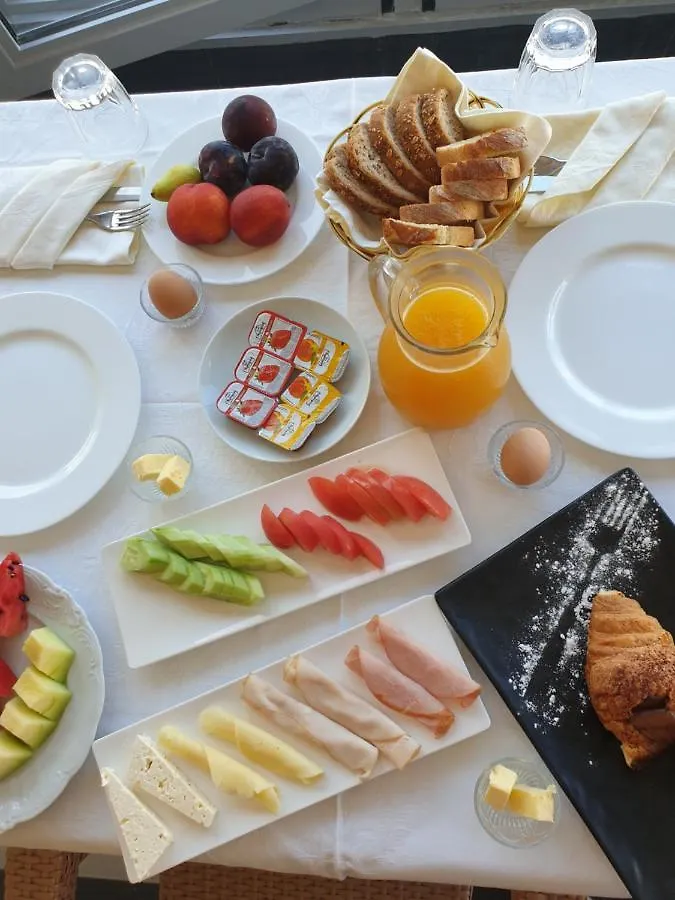 Hotel Nais Beach دراس