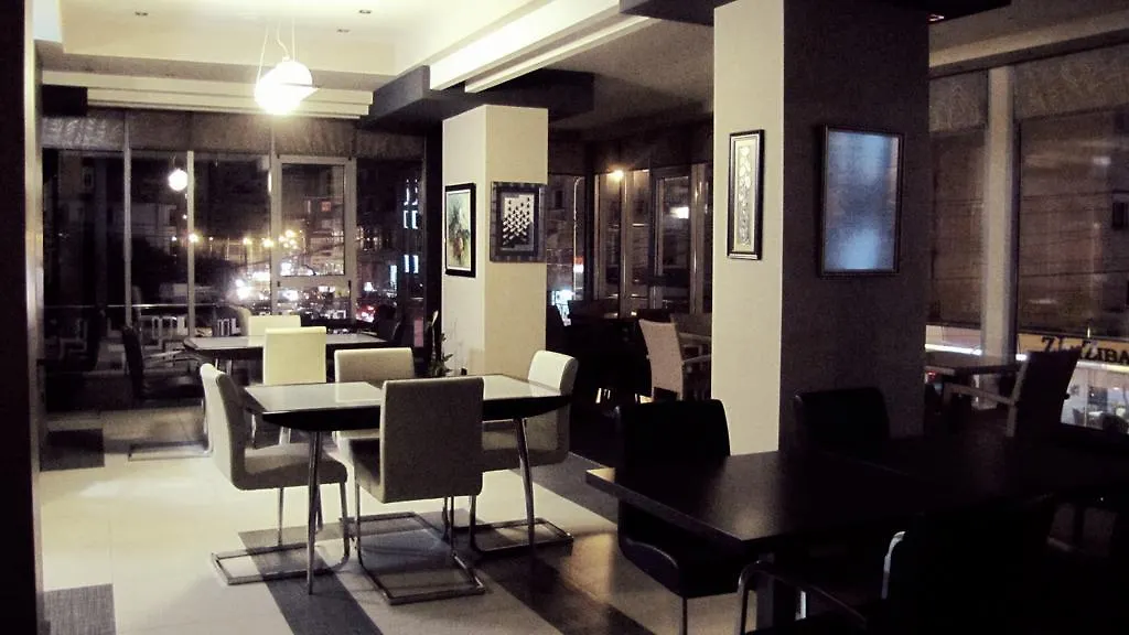 Hotel Nais Beach دراس